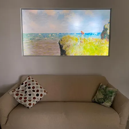 Holiday home Monet *